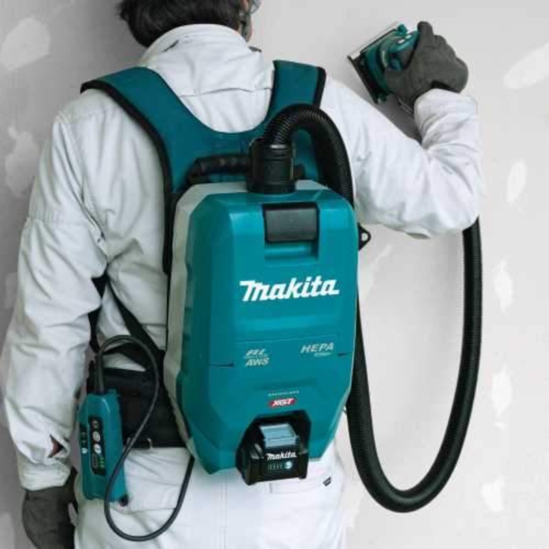 Makita GCV06T1 40V max XGT Brushless Cordless 1/2 Gallon HEPA Filter Backpack Dry Dust Extractor Kit, AWS Capable (5.0Ah)