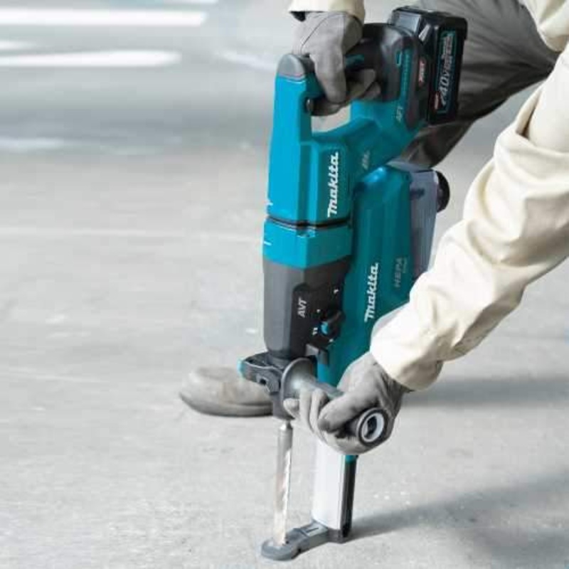 Makita GRH07M1W 40V max XGT Brushless 11/8" SDSPLUS AVT Rotary Hammer (DHandle) Kit w/ Dust Extractor, AFT, AWS Capable (4.0Ah)